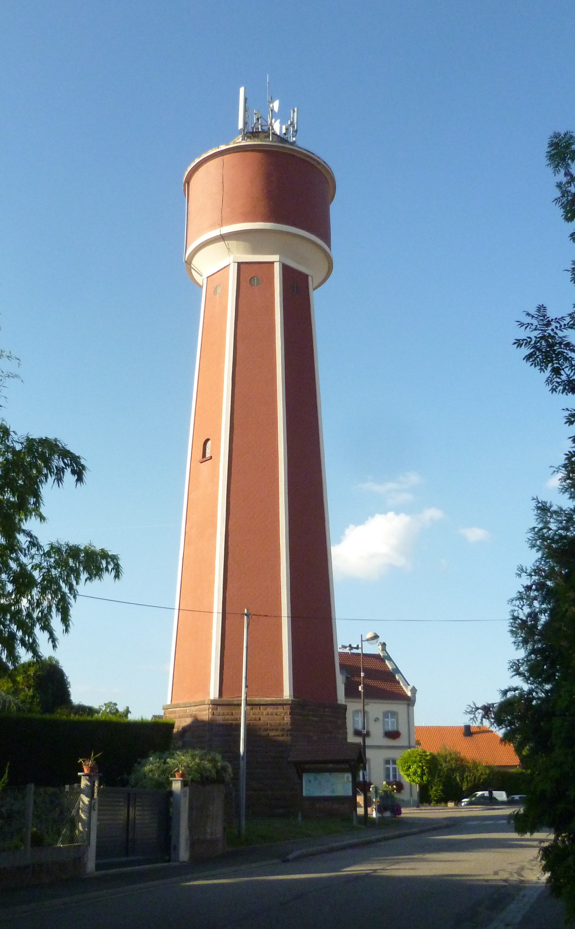 20 AVRIL 2021 - AVANCEMENT DES TRAVAUX DU CHÂTEAU D'EAU