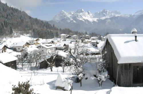 Ville de Voltago-Agordino en hiver